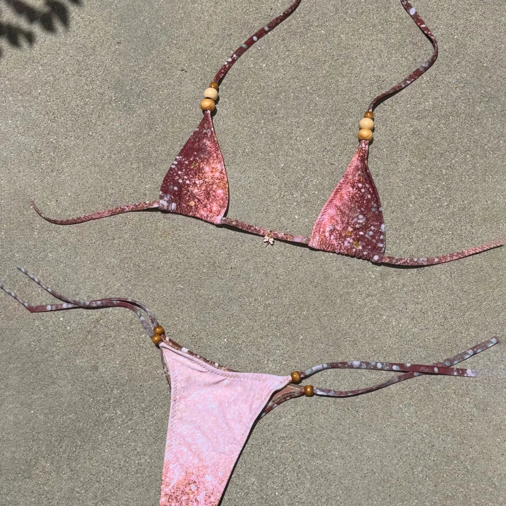 002 bikini