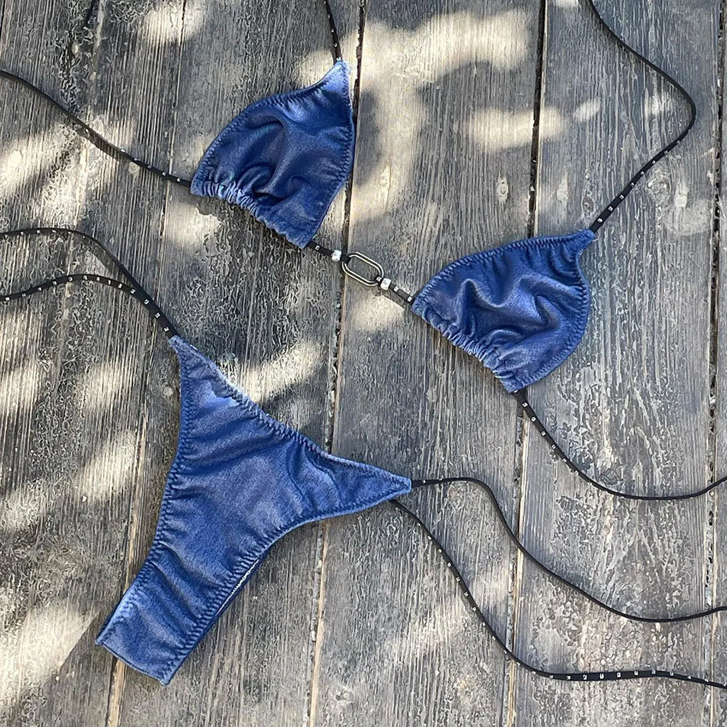 002 bikini